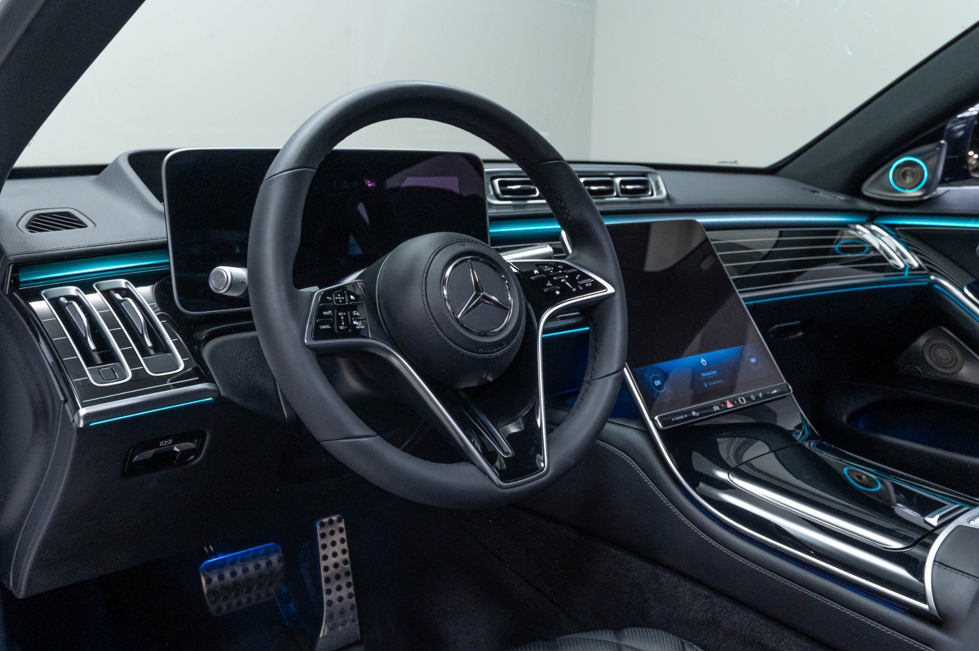 Used 2024 Mercedes-Benz S 580 4MATIC Sedan image 8