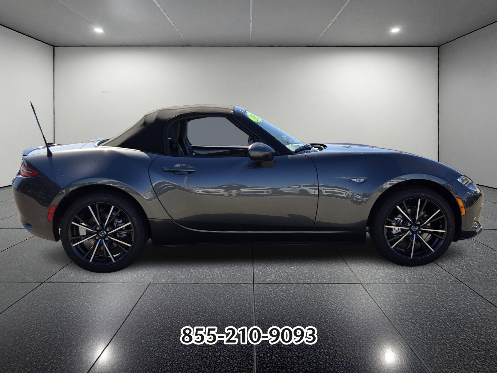 New 2025 MAZDA MX-5 Miata Grand Touring image 2