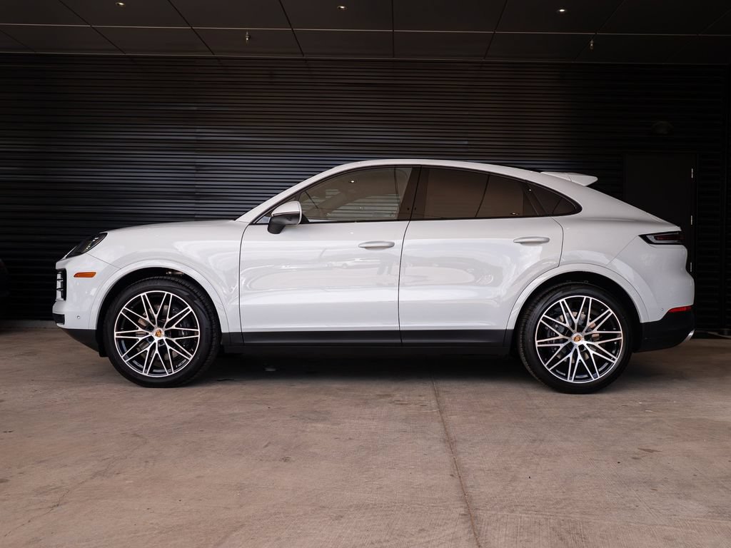 New 2026 Porsche Cayenne Coupe AWD/4WD image 2