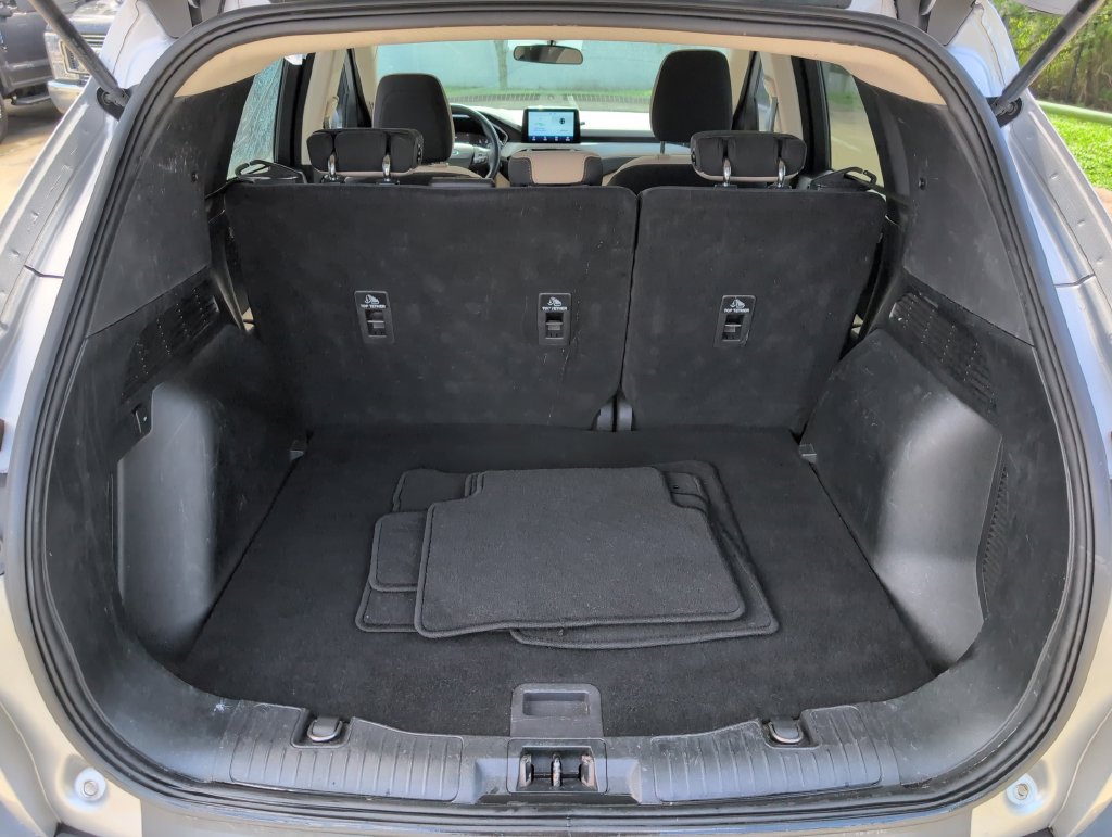 Used 2020 Ford Escape SE FWD image 30