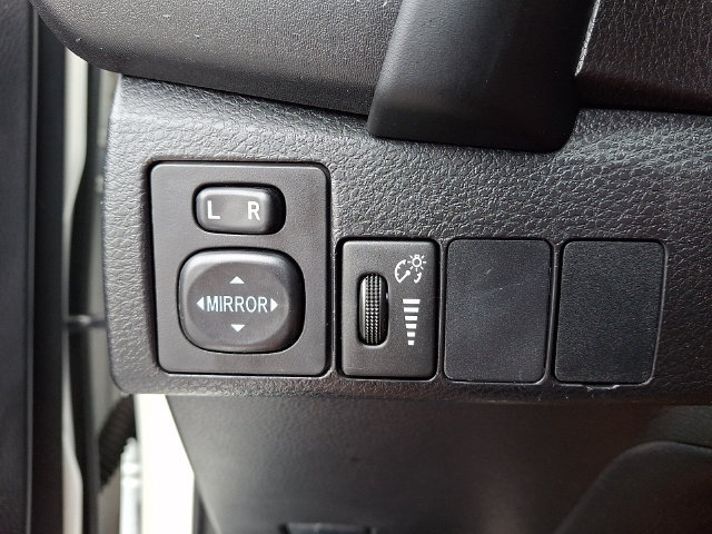 Used 2019 Toyota Corolla SE FWD image 22
