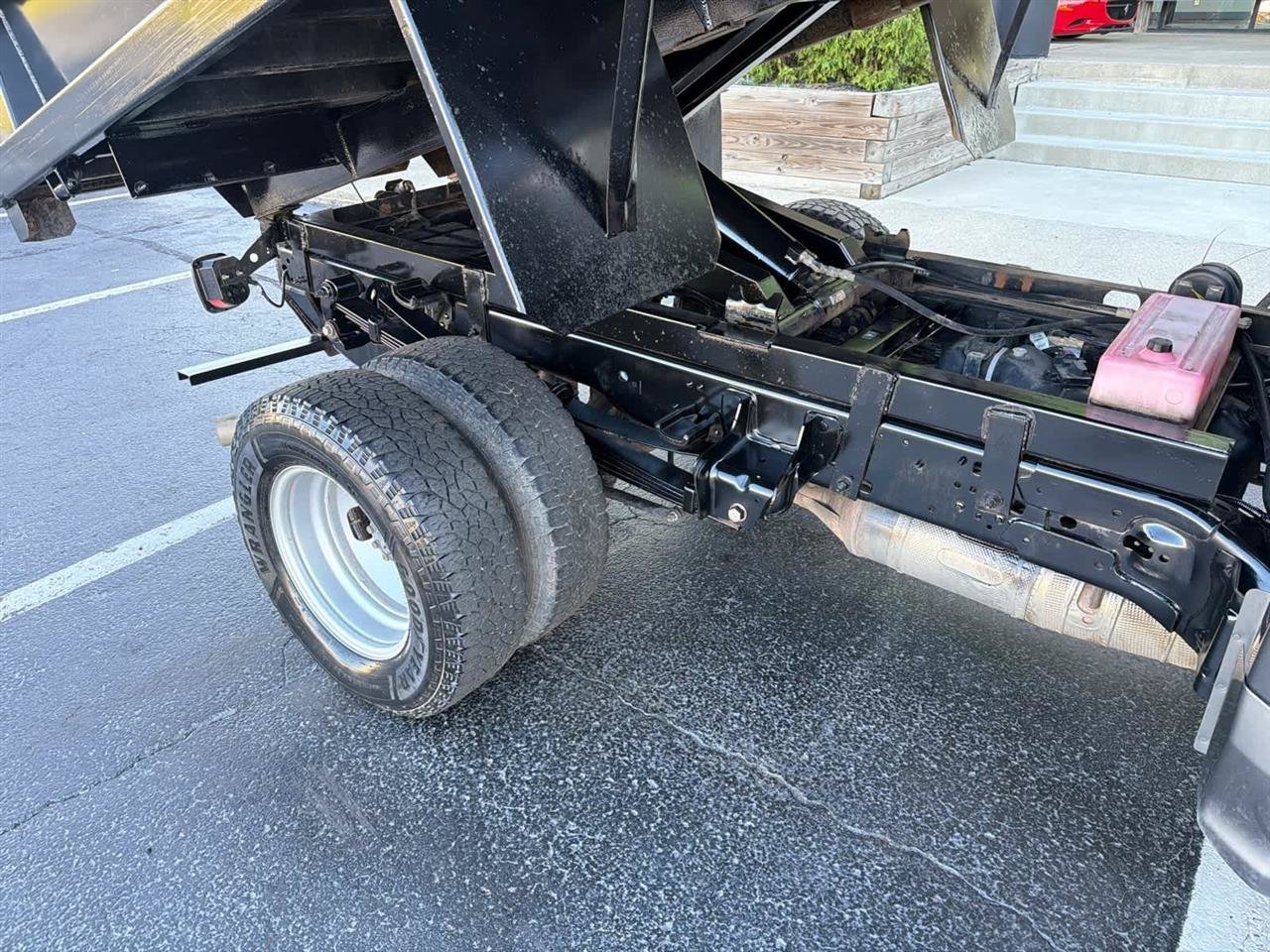 Used 2021 Ford F350 XL w/ Power Equipment Group RWD image 9