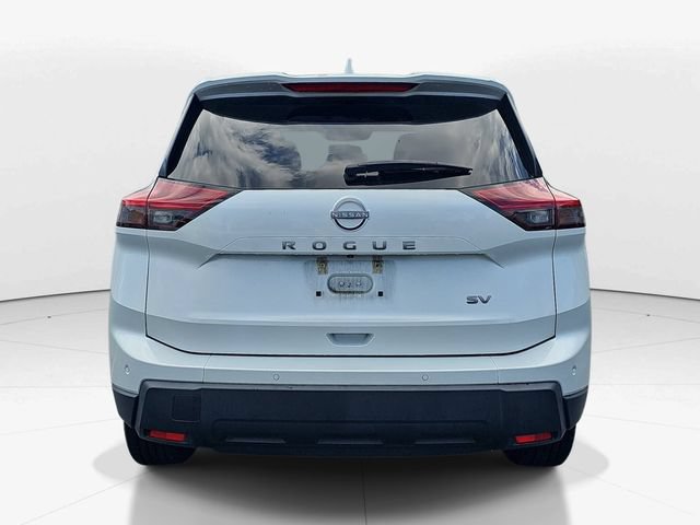 Used 2024 Nissan Rogue SV FWD image 4