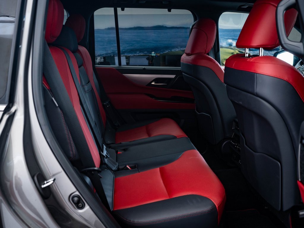 Used 2022 Lexus LX 600 F Sport image 41