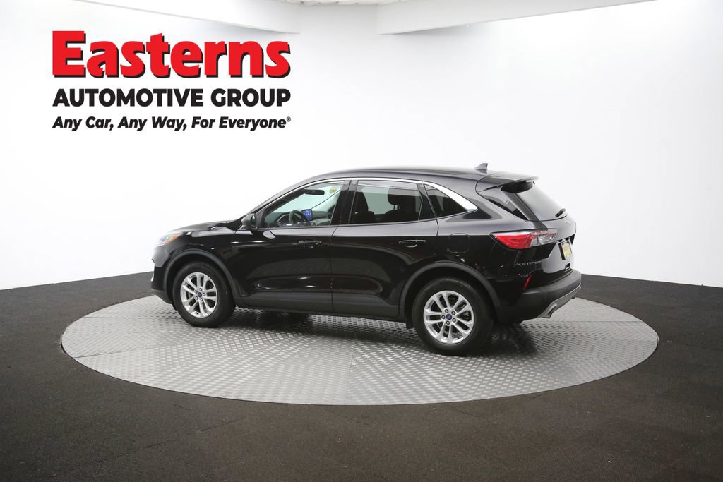 Used 2022 Ford Escape SE image 61