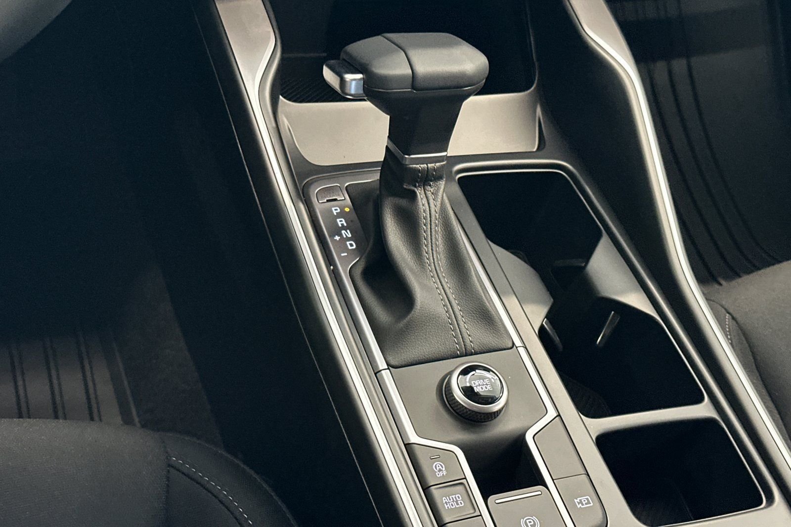 New 2026 Kia Sorento LX FWD image 18