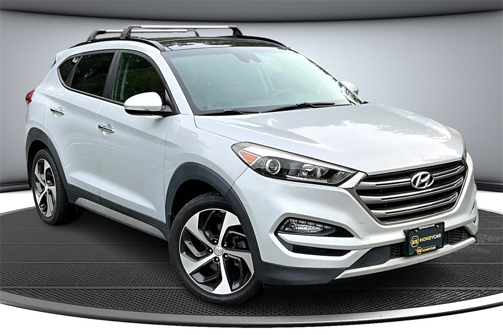 Used 2017 Hyundai Tucson Limited w/ Limited Ultimate Package 03
