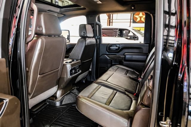 Used 2023 GMC Sierra 3500 Denali w/ Denali Ultimate Package AWD/4WD image 31