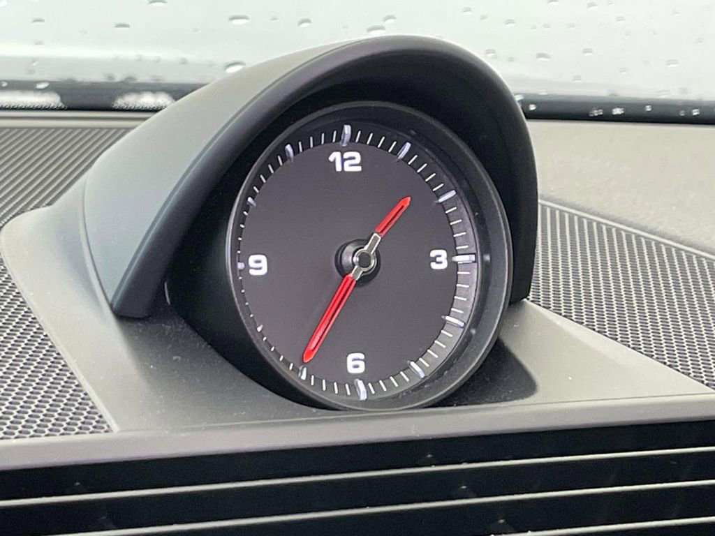 Certified 2022 Porsche Panamera 4 Platinum Edition image 28