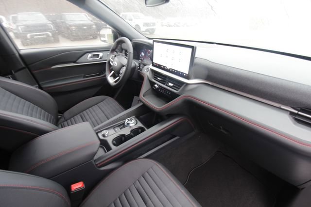 New 2026 Ford Explorer ST-Line w/ ST-Line Street Pack image 30