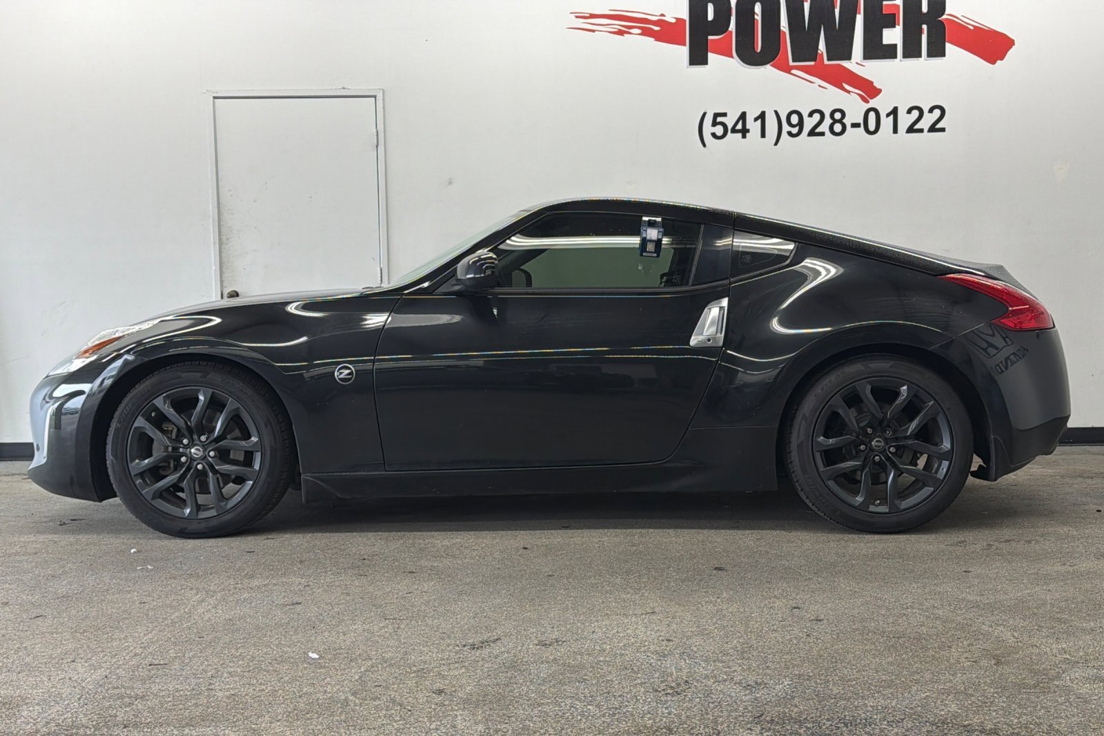Used 2016 Nissan 370Z Base image 6