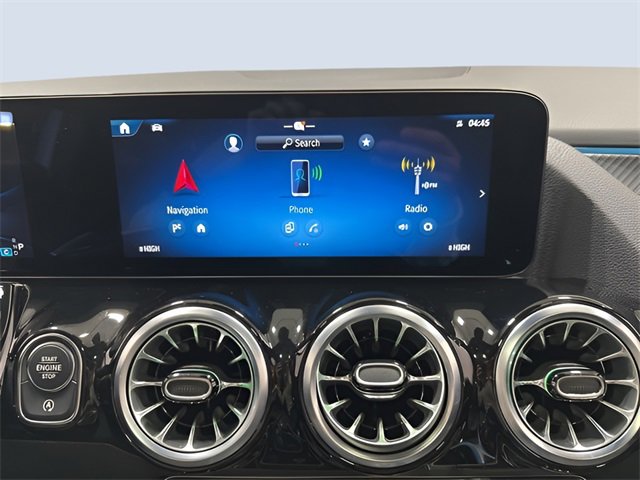 Used 2025 Mercedes-Benz GLA 35 AMG 4MATIC image 20