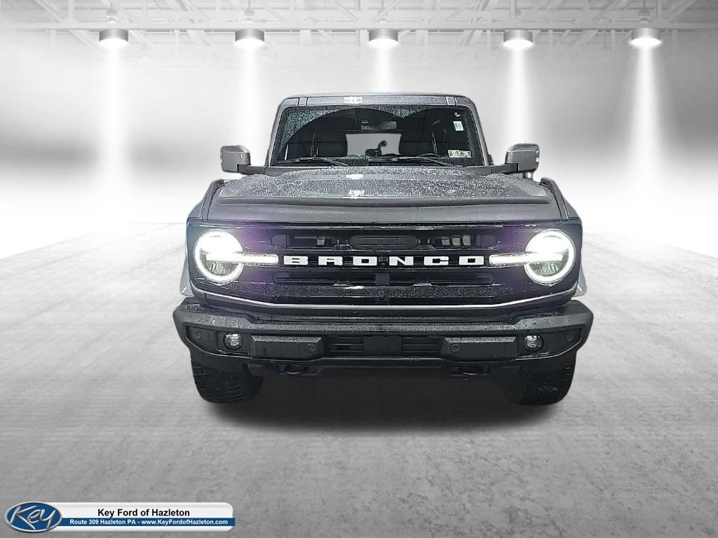 Used 2022 Ford Bronco Outer Banks AWD/4WD image 2