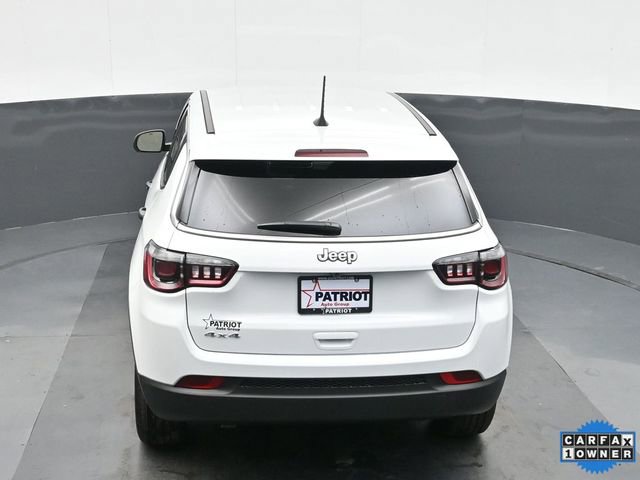 Used 2025 Jeep Compass Sport image 26