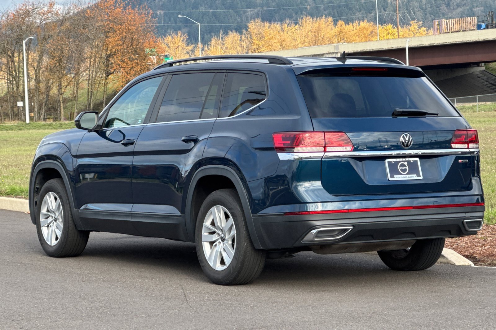 Used 2021 Volkswagen Atlas S image 5