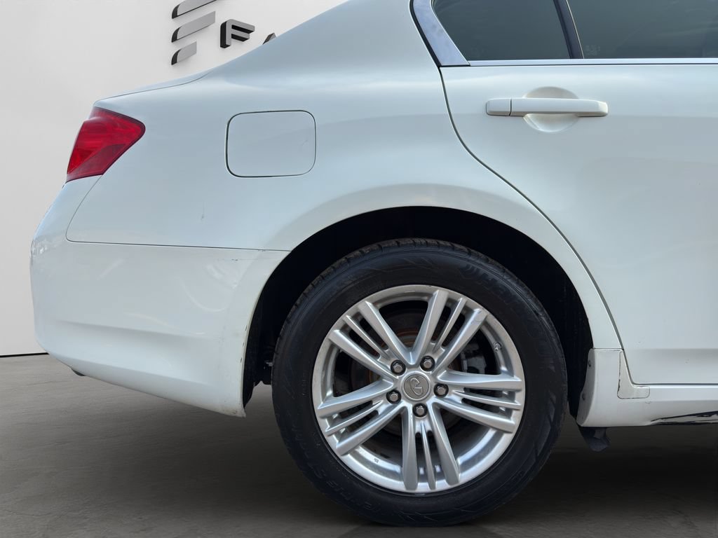 Used 2011 INFINITI G25 x w/ Moonroof Pkg AWD/4WD image 26