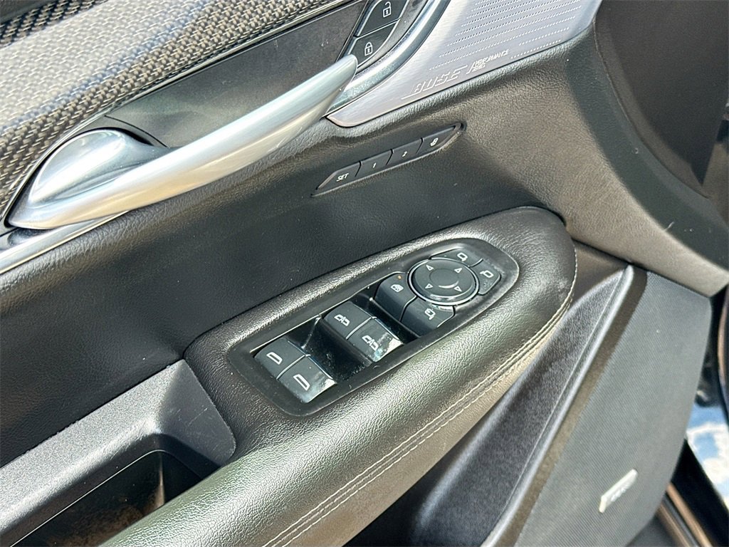 Used 2024 Cadillac XT5 Sportv w/ Technology Package image 17