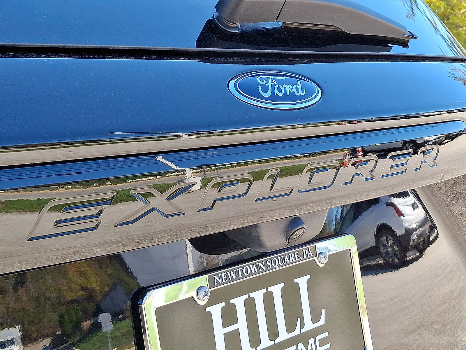 Used 2024 Ford Explorer ST w/ Equipment Group 401A AWD/4WD image 24