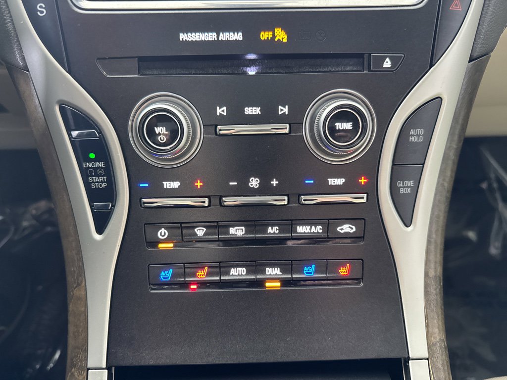 Used 2018 Lincoln MKX Reserve w/ Lincoln MKX Climate Package image 21
