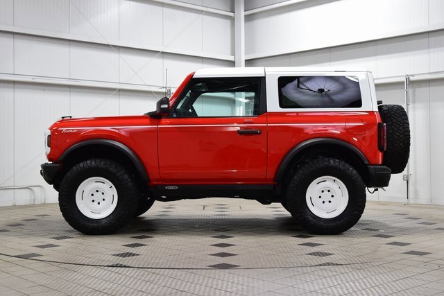 Used 2022 Ford Bronco Badlands image 4