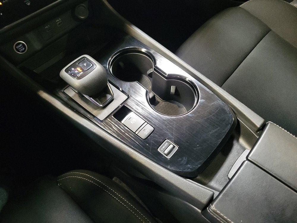 Used 2023 Nissan Rogue S image 26