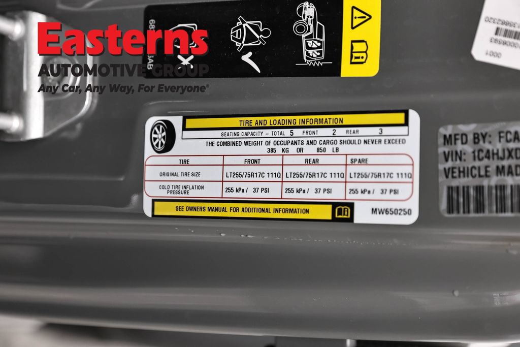 Used 2021 Jeep Wrangler Unlimited Sport AWD/4WD image 33