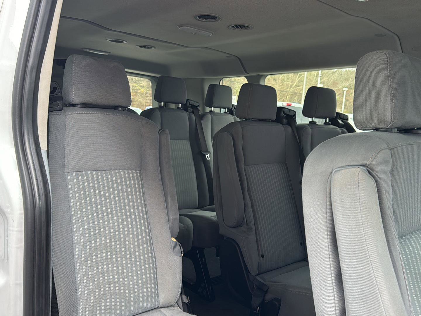 Used 2019 Ford Transit 350 XLT RWD image 11