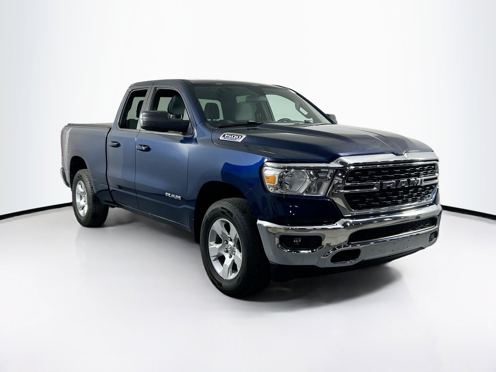 Used 2022 RAM 1500 Big Horn AWD/4WD image 3