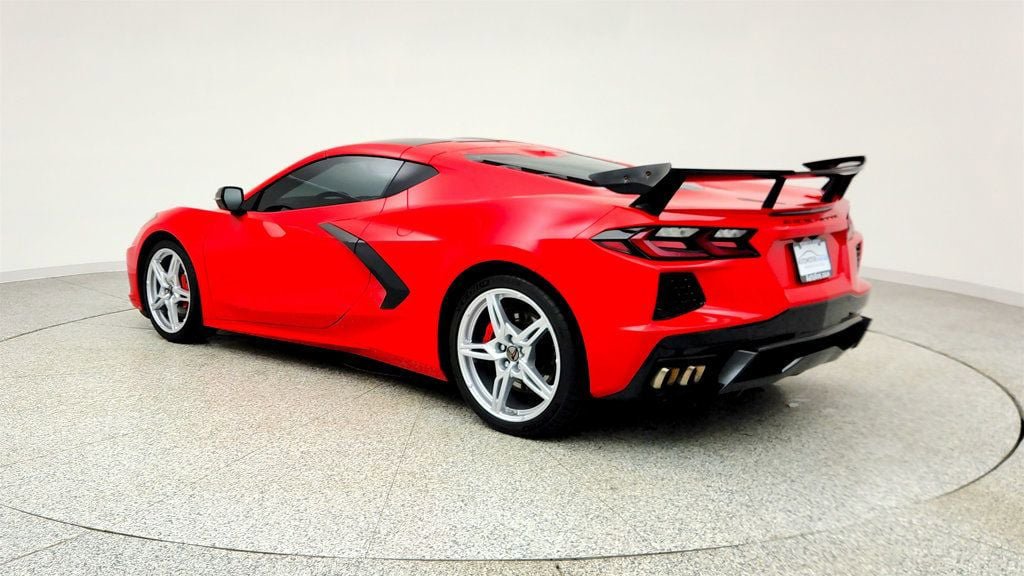 Used 2020 Chevrolet Corvette Stingray Premium Cpe w/ 3LT Preferred Equipment Group image 7