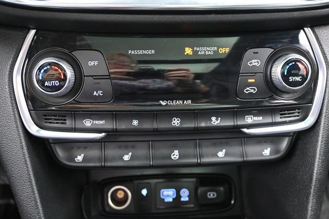 Used 2020 Hyundai Santa Fe Limited FWD image 21