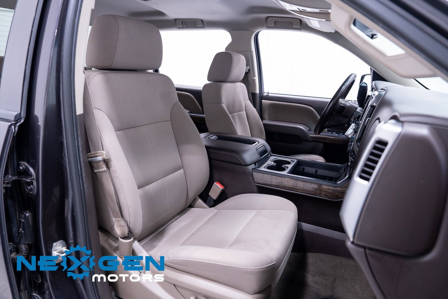 Used 2014 Chevrolet Silverado 1500 LT w/ LT Convenience Package image 46