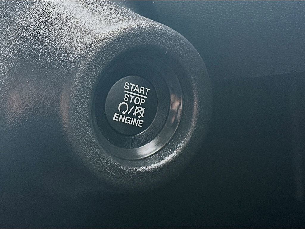 Used 2024 RAM ProMaster 3500 w/ Delivery Van Package image 28