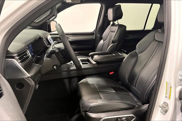 Used 2024 Jeep Wagoneer Series II image 22