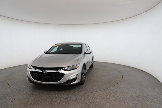 Used 2020 Chevrolet Malibu RS image 32
