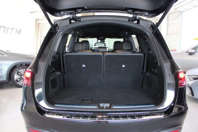 Used 2024 Mercedes-Benz GLS 450 4MATIC w/ AMG Line Exterior image 27