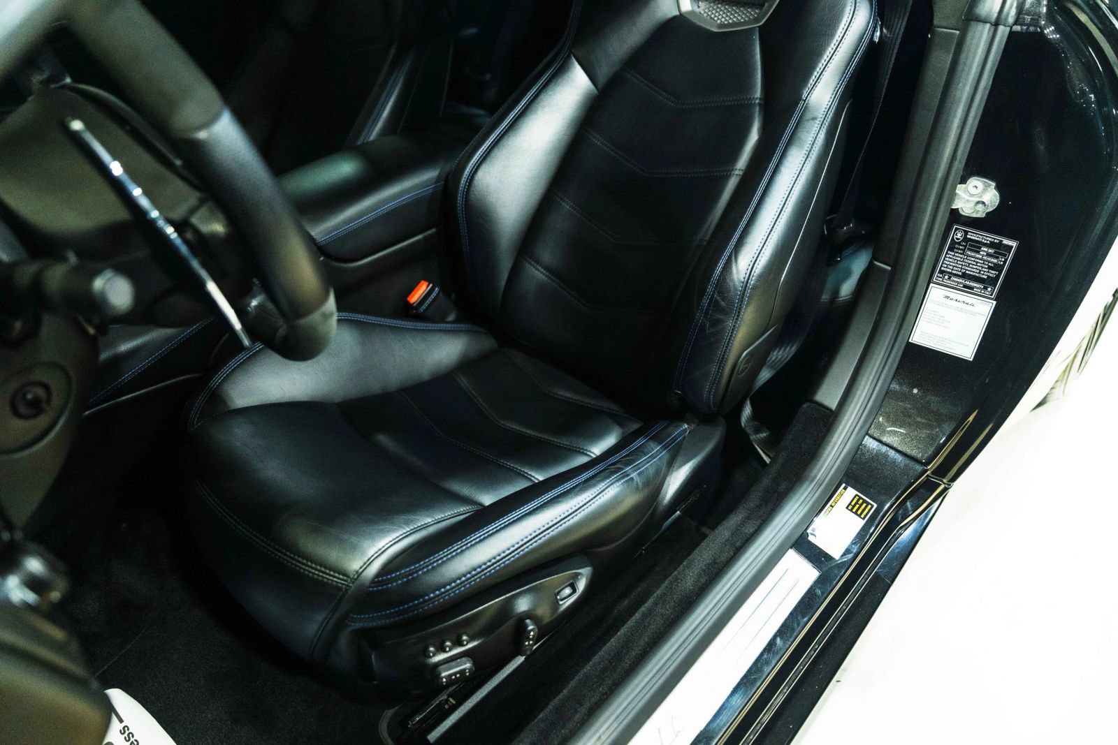 Used 2018 Maserati GranTurismo MC RWD image 13