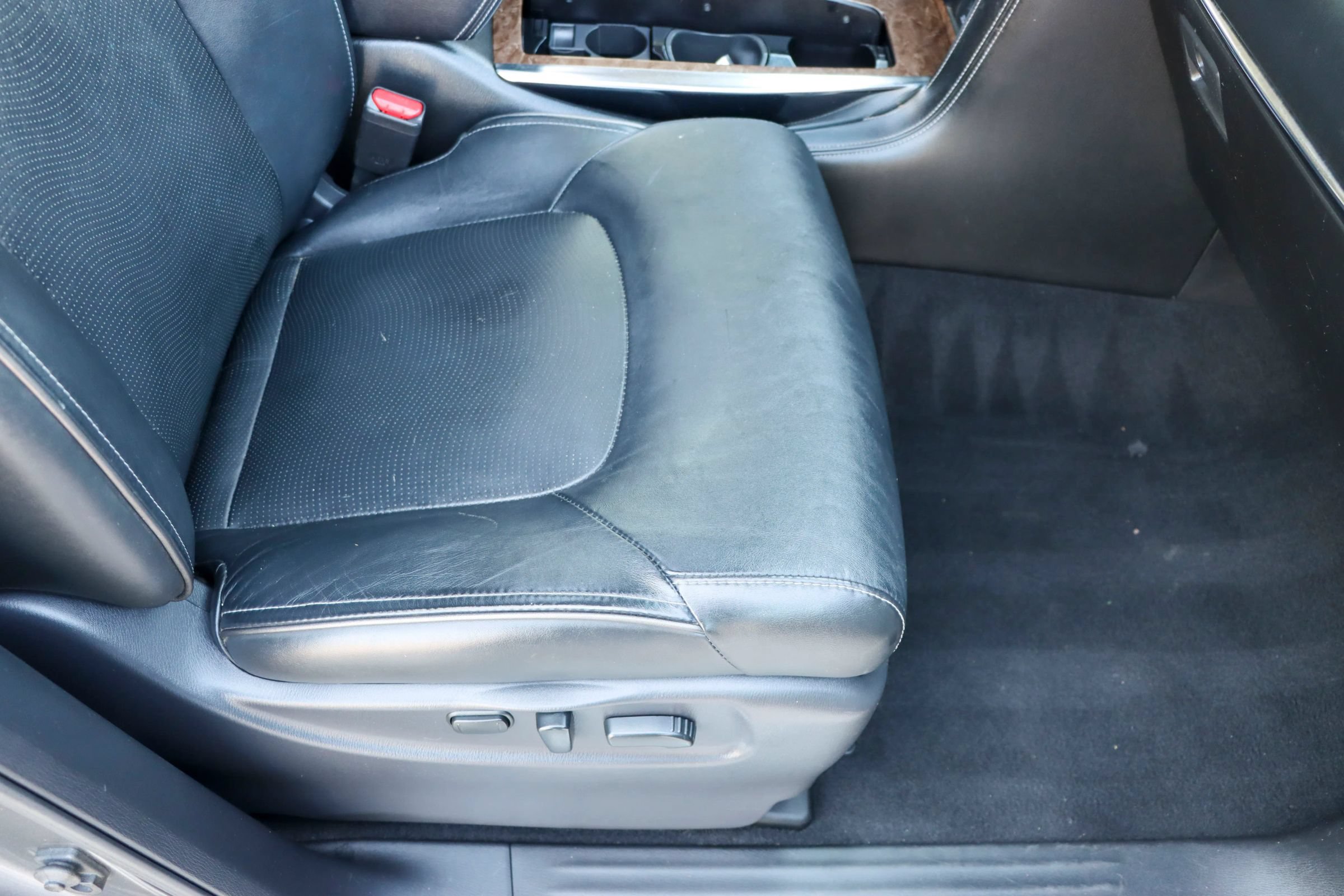 Used 2017 INFINITI QX80 4WD image 26