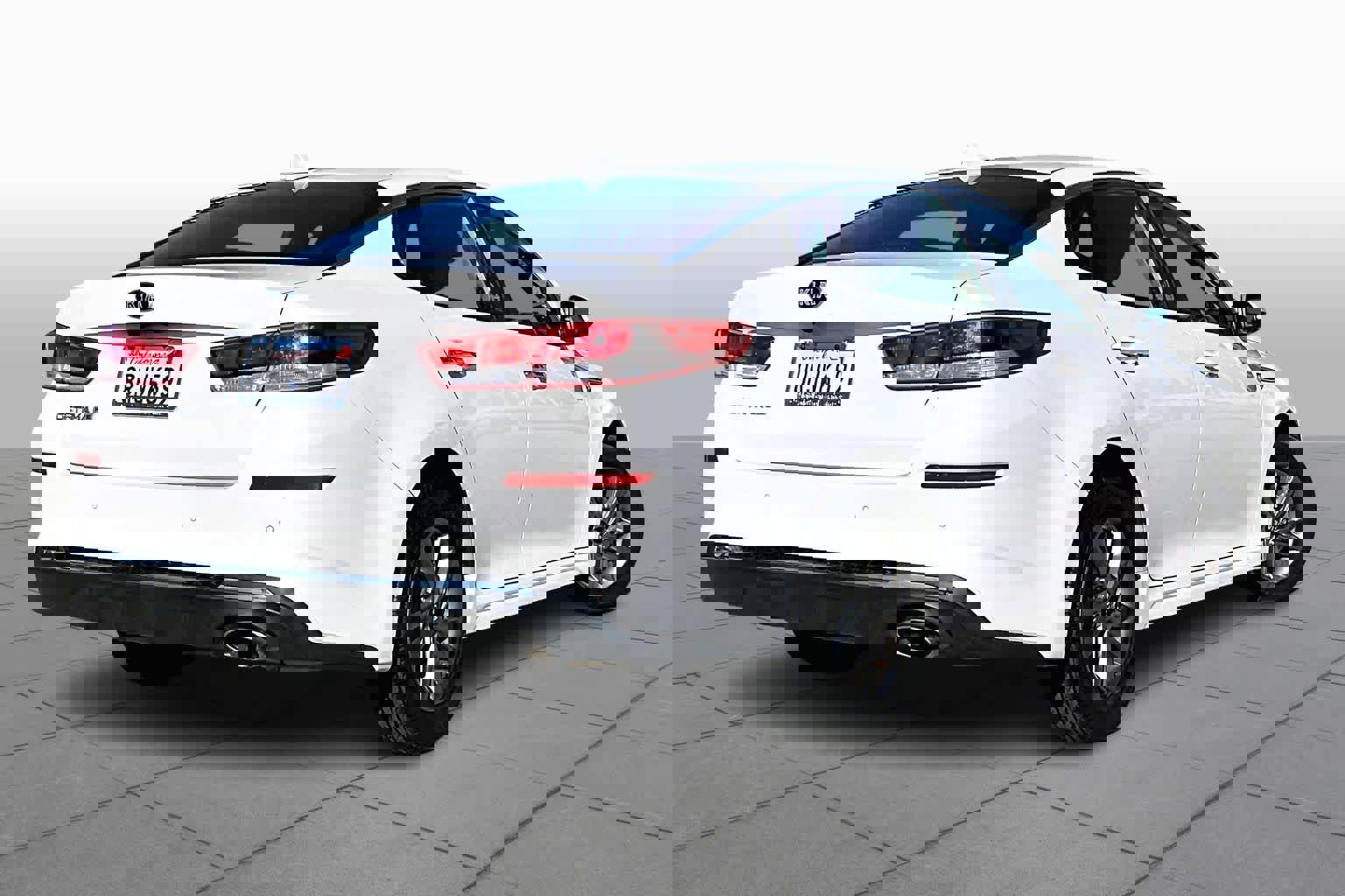 Used 2020 Kia Optima LX image 12