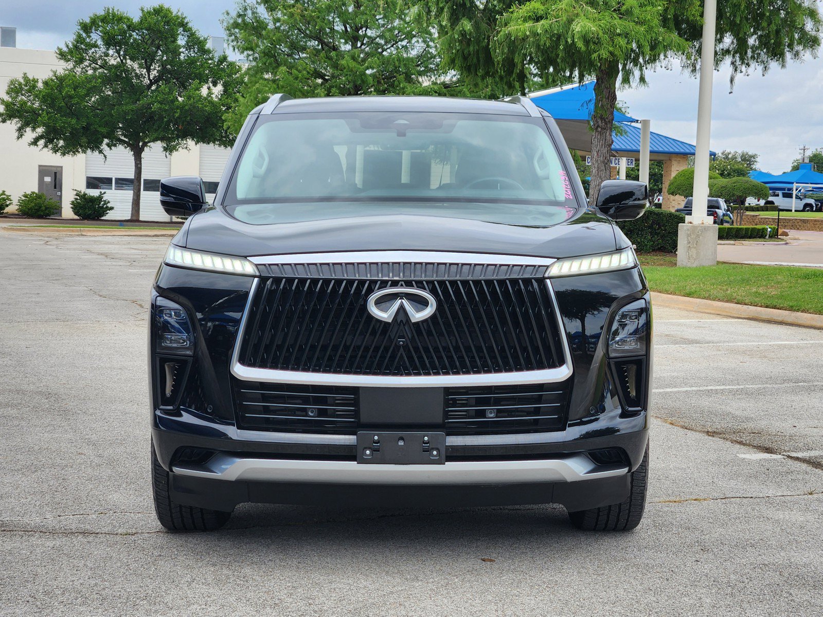 Used 2025 INFINITI QX80 Luxe RWD image 33