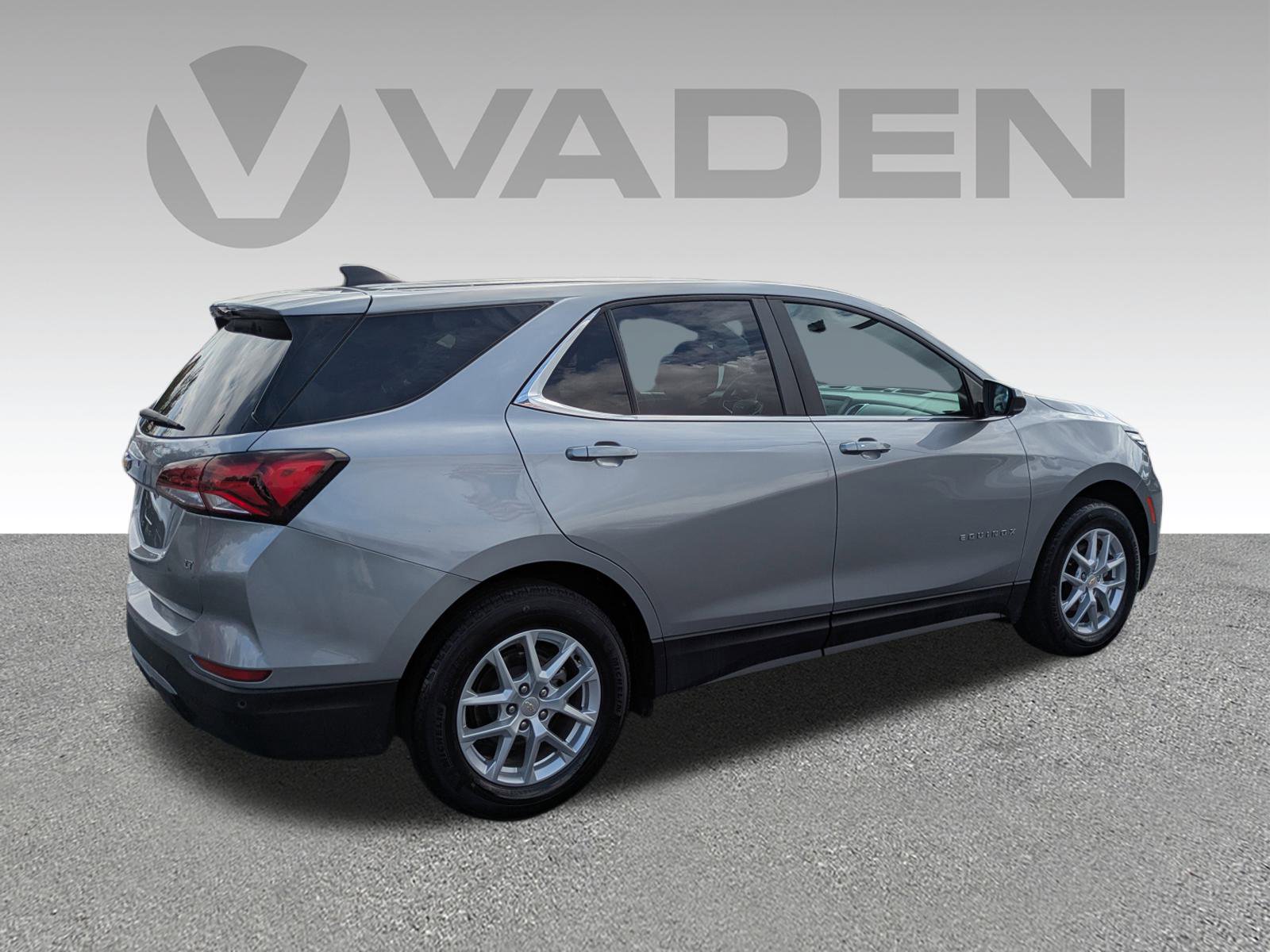 Used 2024 Chevrolet Equinox LT image 27