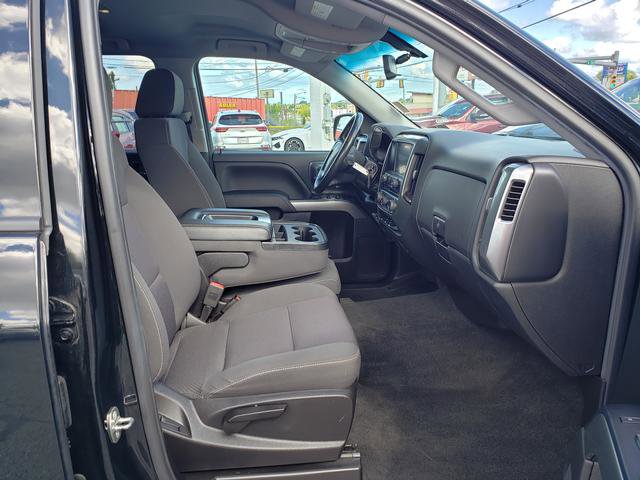 Used 2018 Chevrolet Silverado 1500 LT w/ All Star Edition image 15