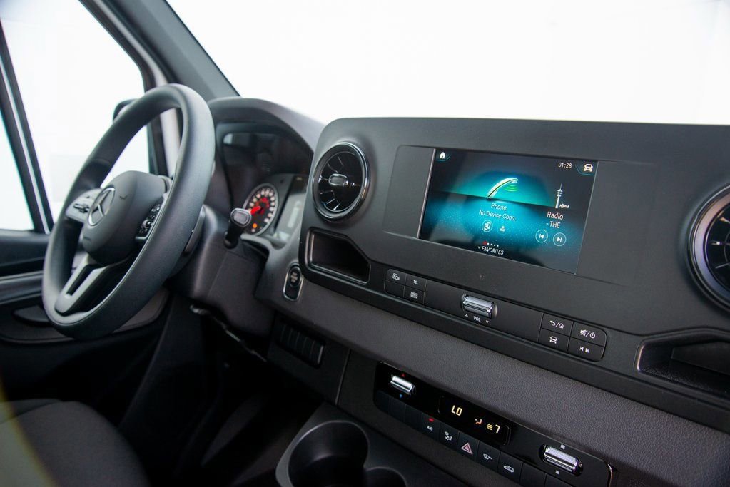 Used 2024 Mercedes-Benz Sprinter 144 Cargo image 32