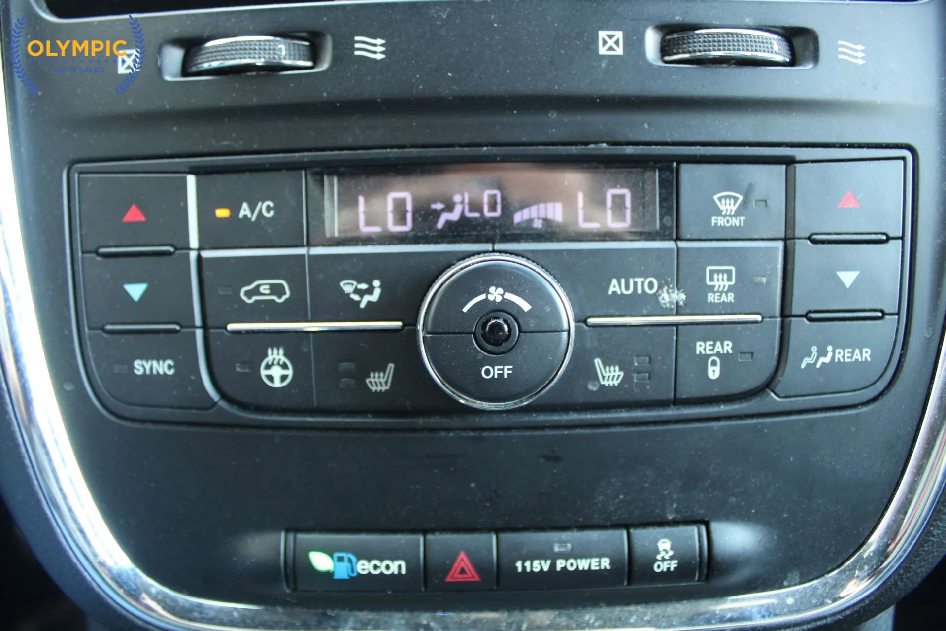 Used 2018 Dodge Grand Caravan GT FWD image 26
