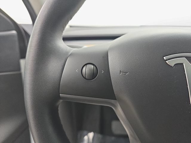 Used 2020 Tesla Model Y Long Range AWD/4WD image 14