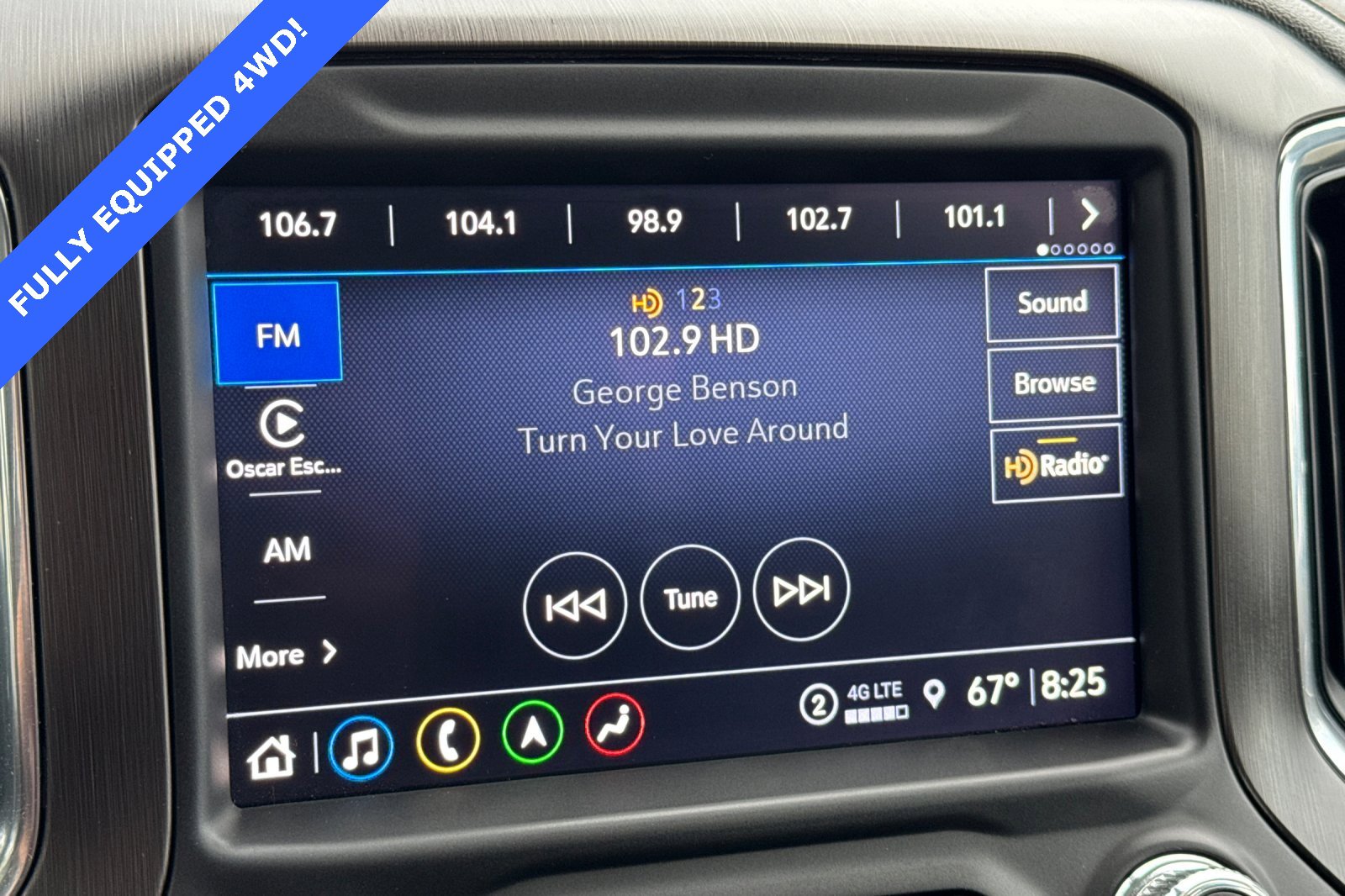 Used 2021 GMC Sierra 1500 AT4 w/ AT4 Preferred Package image 17