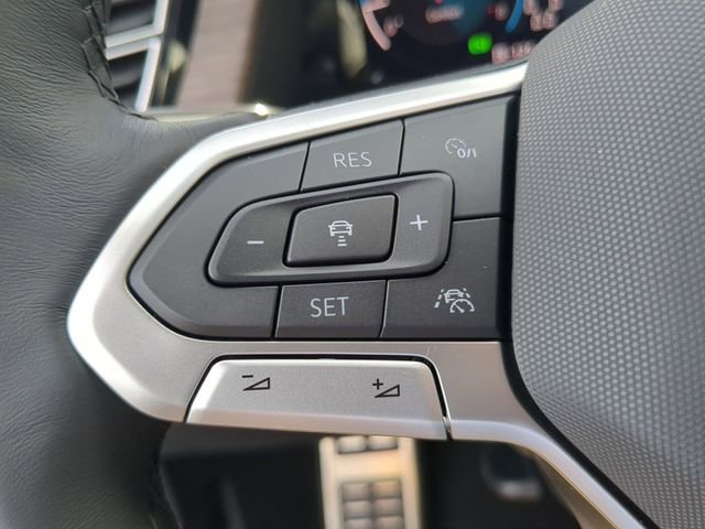 New 2026 Volkswagen Atlas SEL Premium R-Line image 30