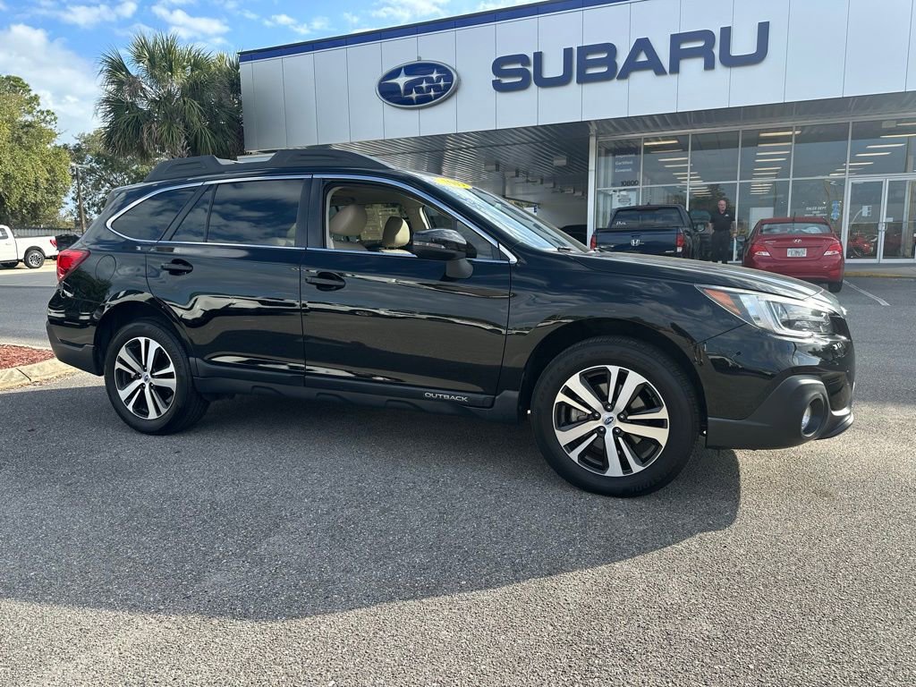 Used 2019 Subaru Outback 2.5i Limited image 1