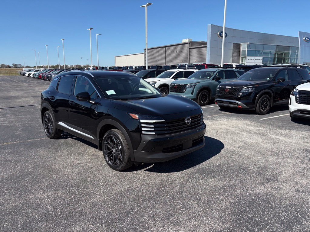 New 2027 Nissan Kicks SR FWD image 2