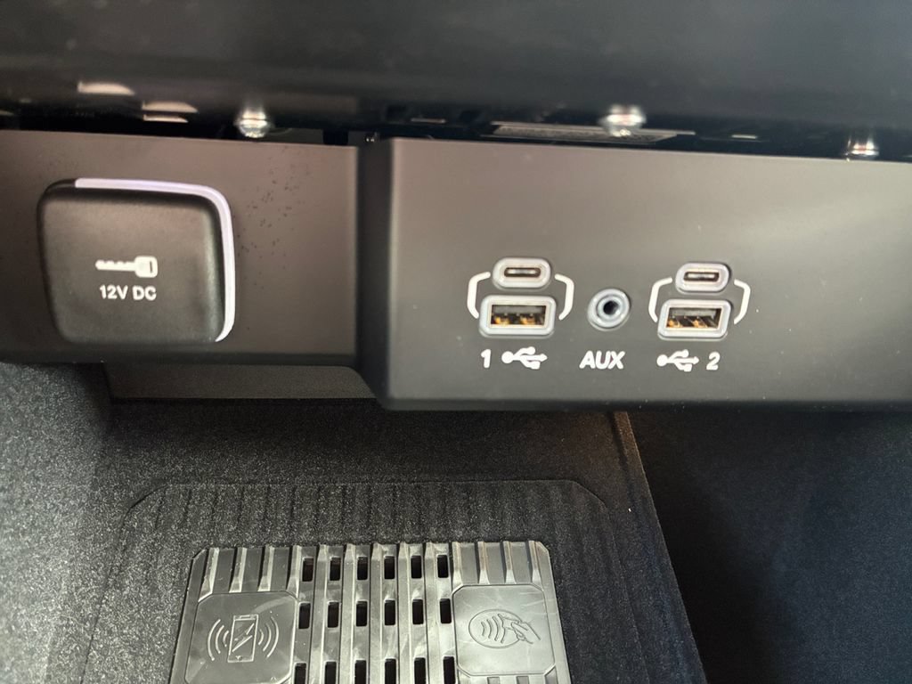 New 2026 Jeep Grand Wagoneer Limited AWD/4WD image 6