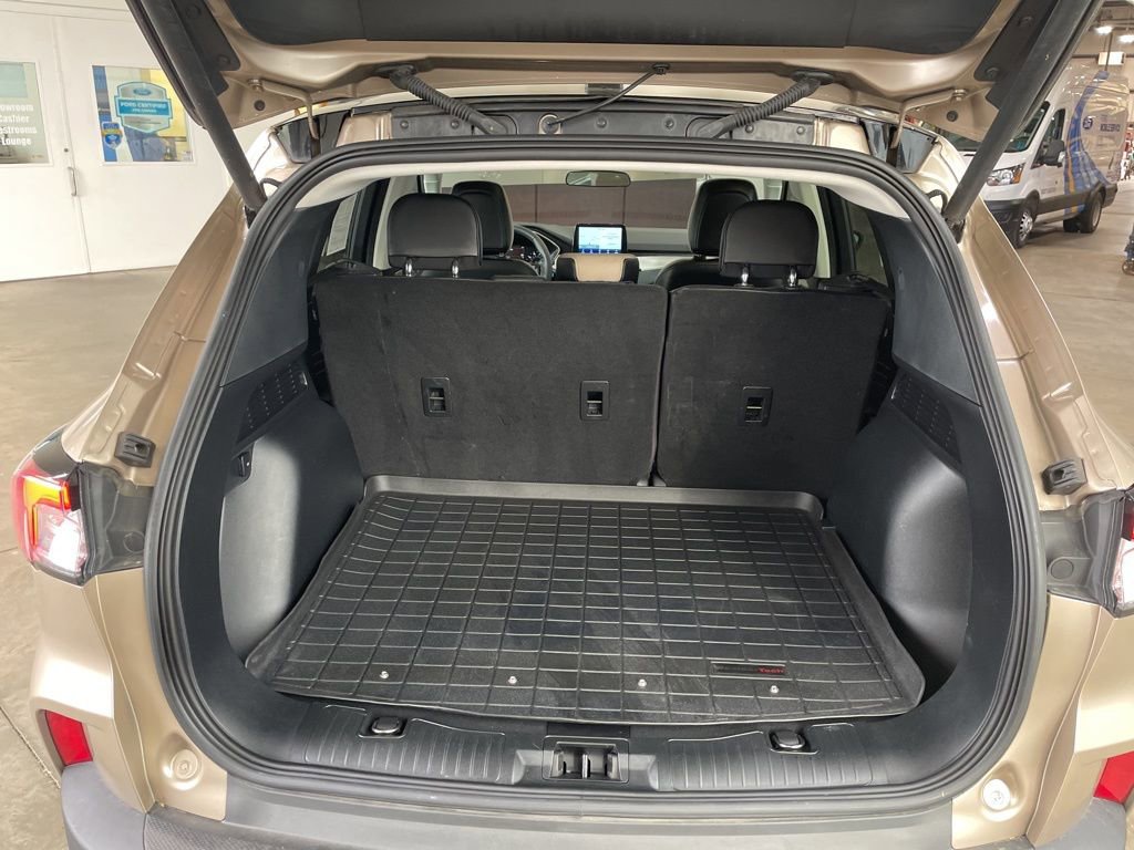 Used 2021 Ford Escape SEL AWD/4WD image 9